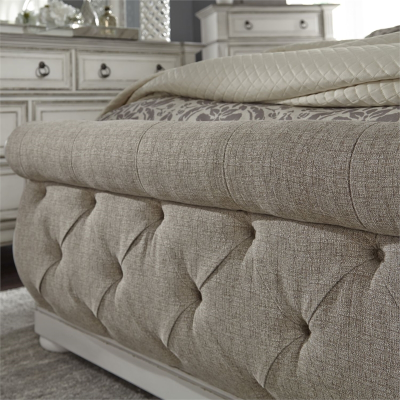 Pemberly Row Queen Panel Bed with Rounded Pilasters and Overlay Panels in White