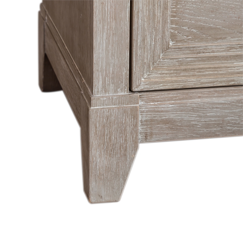 Pemberly Row 5 Drawer Chest with Dovetail in Washed Taupe Silver Champagne