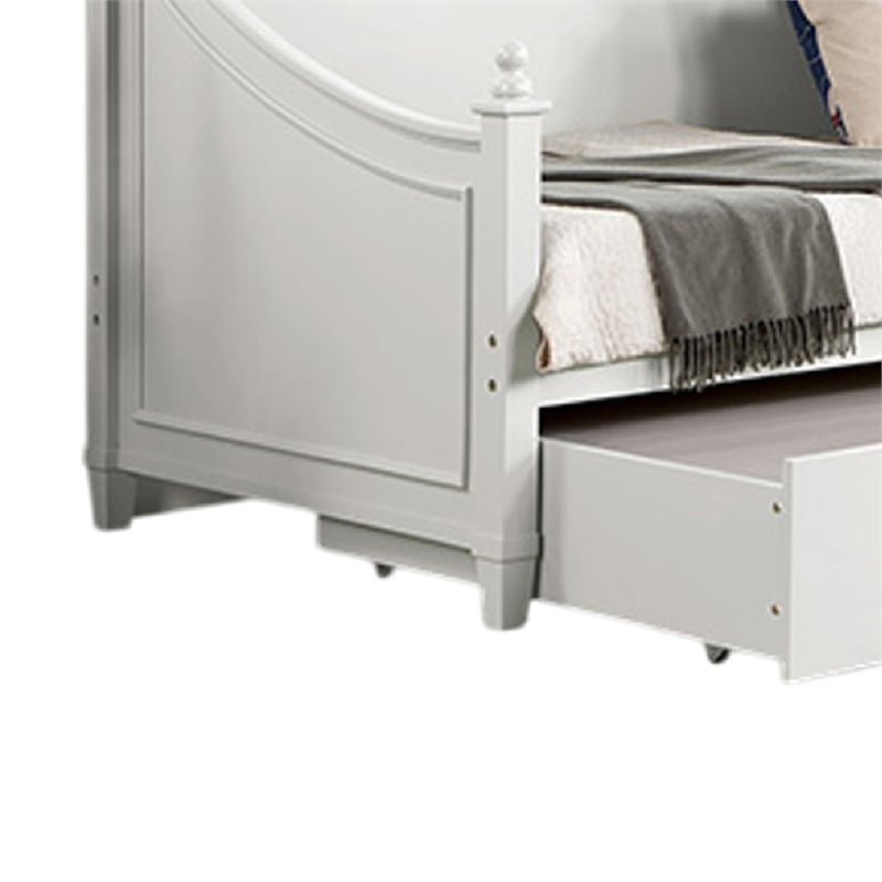 Pemberly Row Twin Daybed with Trundle and Molded Details in White