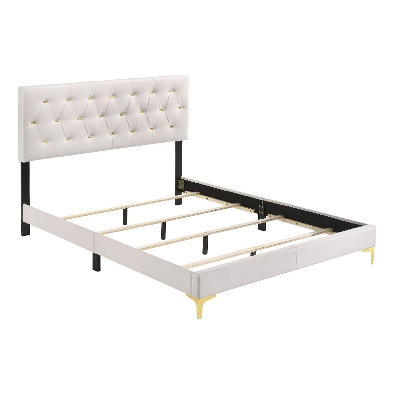 Pemberly Row 5 Piece California King Bedroom Set in White and Gold