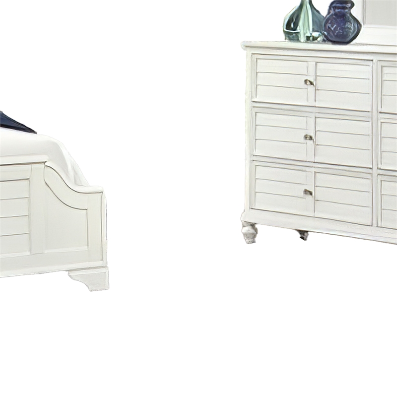 Pemberly Row 5pc Queen Set with Louvre and 2 Nightstands in Antique White