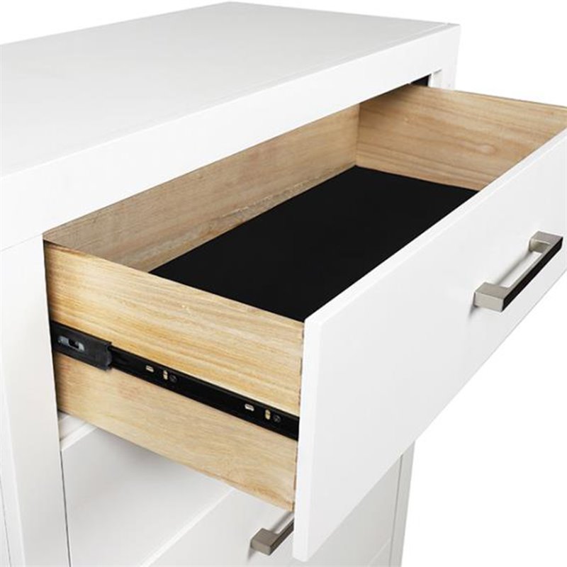 Pemberly Row 5 Drawer Bedroom Chest with Bar Pulls in Snow White
