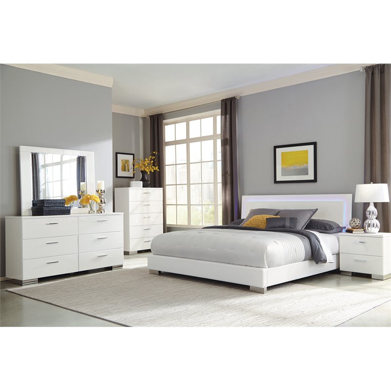 Pemberly Row 5 Piece California King LED Bedroom Set in White Gloss