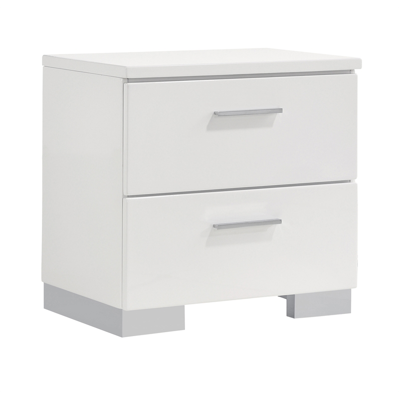 Pemberly Row 5 Piece California King LED Bedroom Set in White Gloss