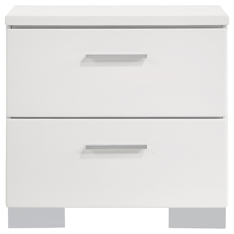 Pemberly Row 5 Piece Eastern King LED Bedroom Set in White High Gloss