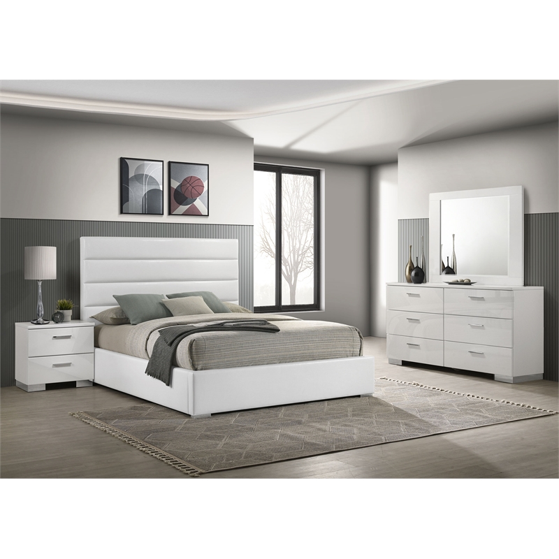 Pemberly Row 4 Piece California King Bedroom Set in White High Gloss