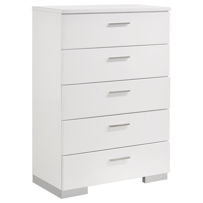 Pemberly Row 5 Piece Queen Platform Bedroom Set in White High Gloss