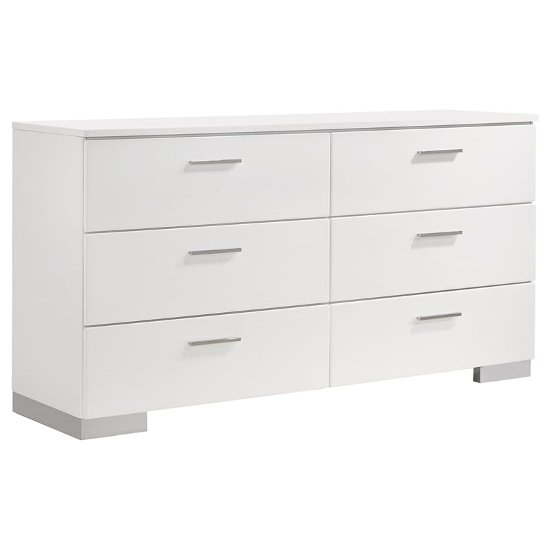 Pemberly Row 5 Piece Queen Platform Bedroom Set in White High Gloss
