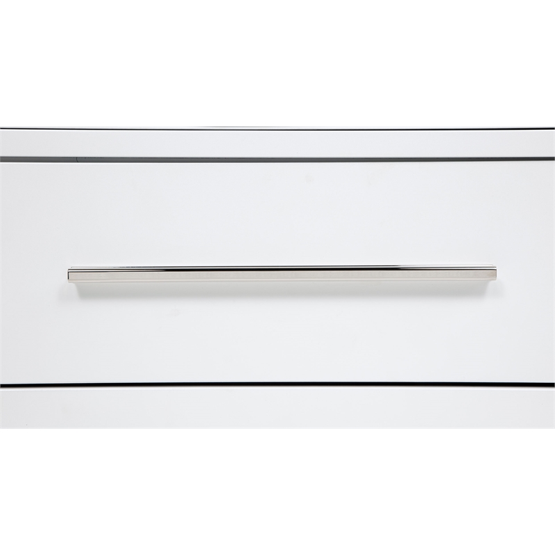 Pemberly Row 4-Piece Queen Bedroom Set in White and Light Gray