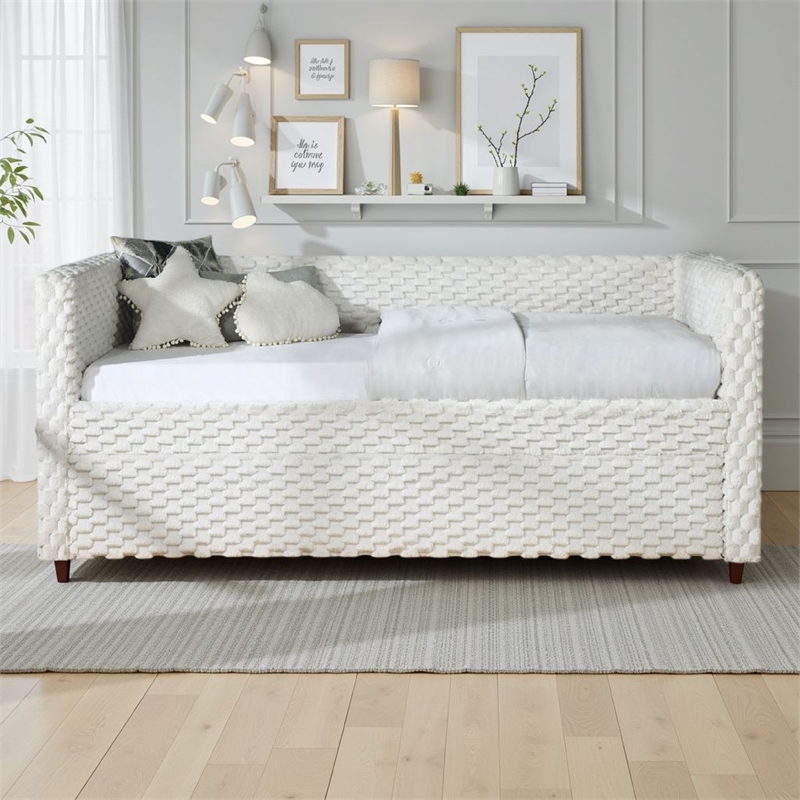 Pemberly Row Tufted Daybed with Pull-Out Trundle in White Dove