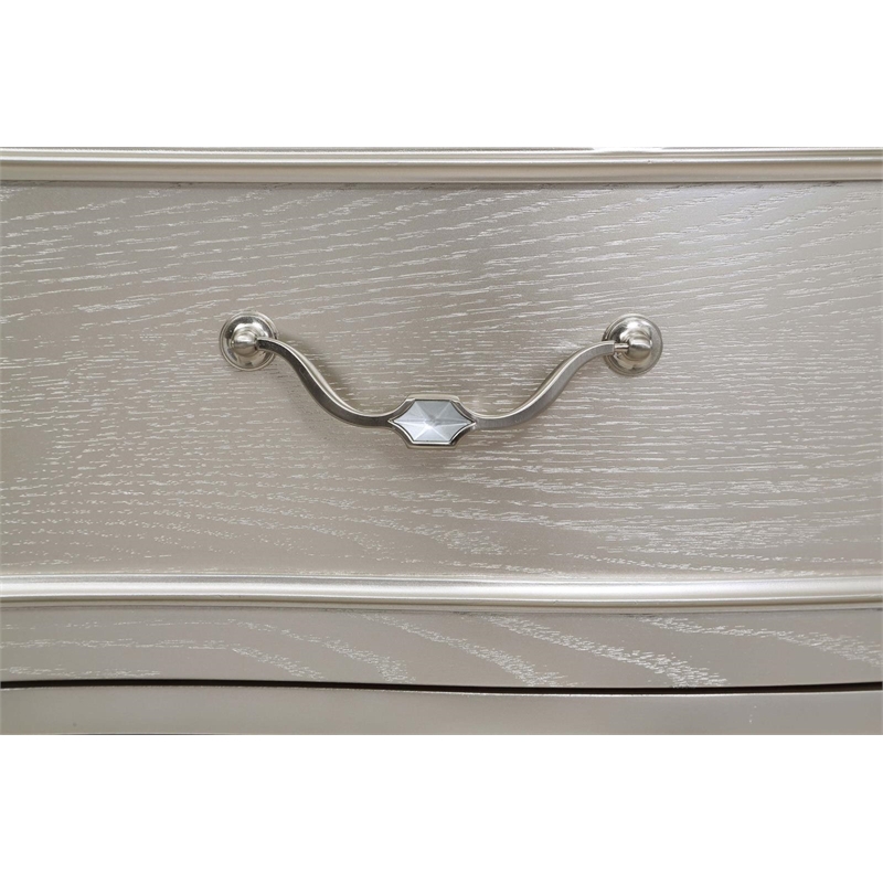 Pemberly Row 4-Piece Queen Bedroom Set in Silver Oak and Ivory