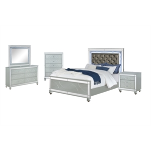 Pemberly Row 5-Piece Eastern King Bedroom Set in Silver Metallic