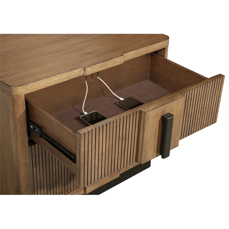 Pemberly Row 5-Piece Queen Fluted Storage Bedroom Set in Ash Brown