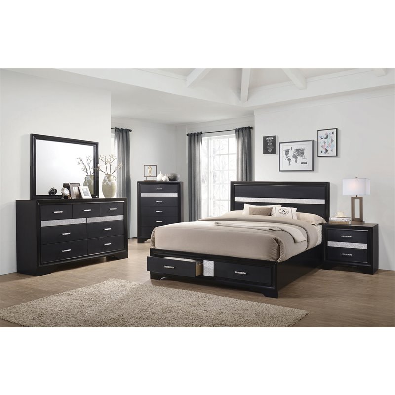 Pemberly Row 4-Piece California King Bedroom Set in Black Finish