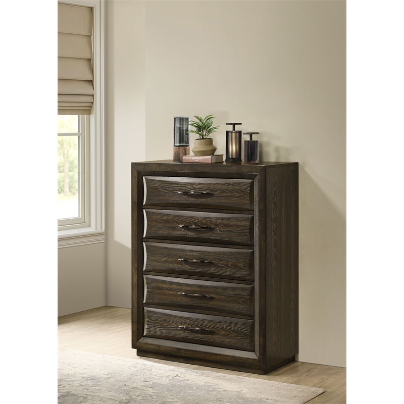 Pemberly Row 5-Drawer Transitional Wood Chest of Drawers in Dark Oak