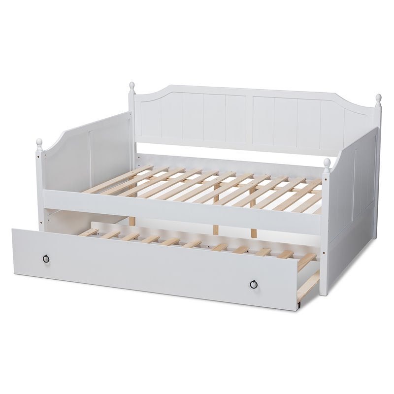 Pemberly Row Cottage Style Daybed with Trundle in White Wood Finish