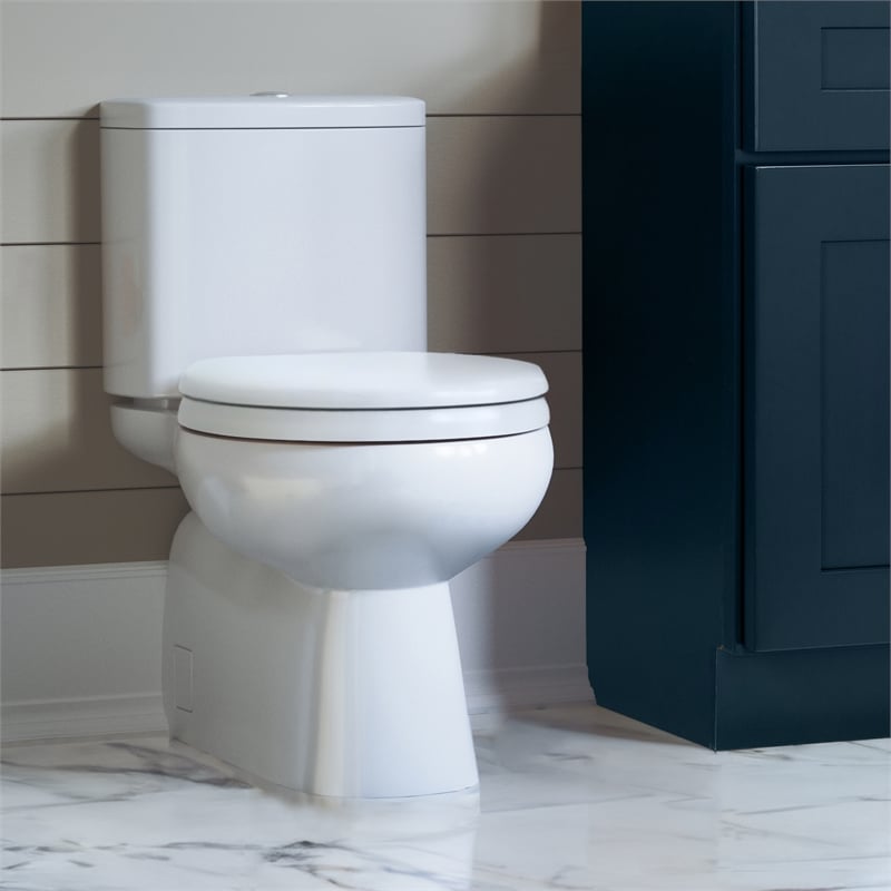 Pemberly Row Round Wood Toilet Seat in White with Soft Close Hinges