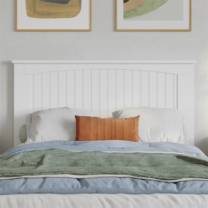 Pemberly Row Full Cottage Low Profile Platform Bed with Footboard in White