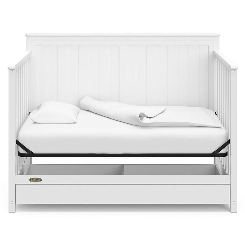 Graco Hadley 4 in 1 Convertible Crib with Drawer in White
