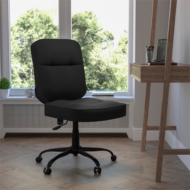 Scranton & Co Leather Office Chair with Extra Wide Seat in Black