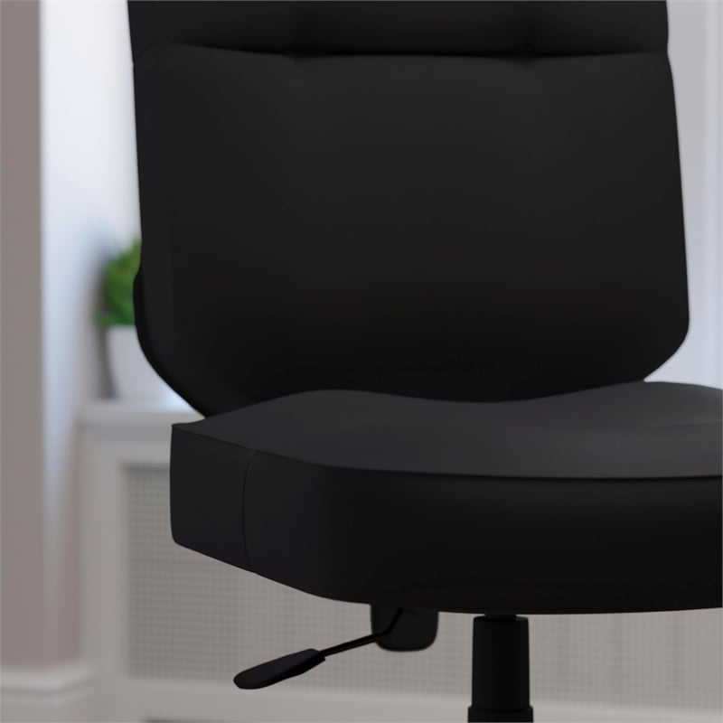 Scranton & Co Leather Office Chair with Extra Wide Seat in Black