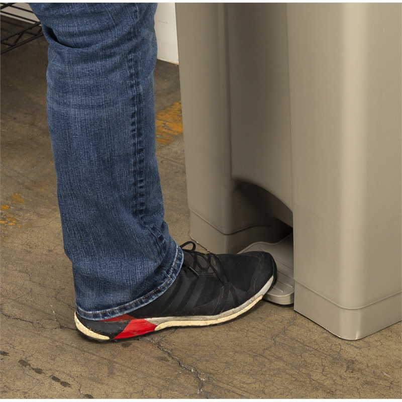 Scranton & Co 17 Gallon Plastic Receptacle in Beige