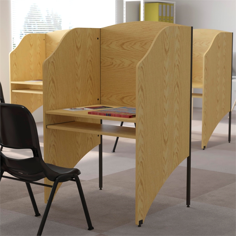 Scranton & Co Starter Study Carrel in Oak