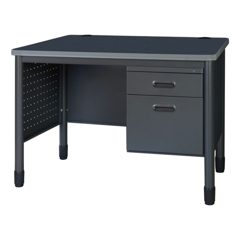 Scranton & Co 48 x 30
