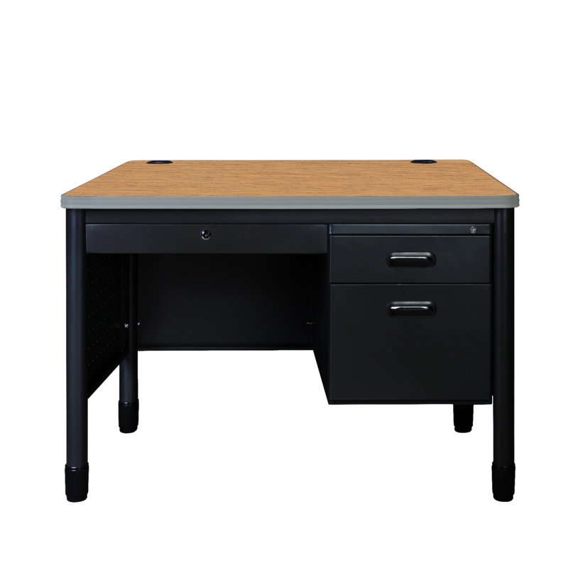 Scranton & Co 48 x 30