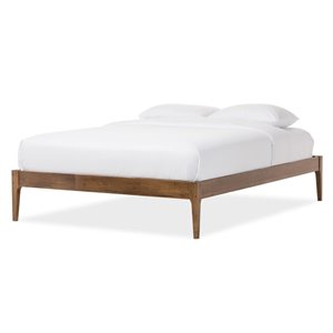 Hawthorne Collections Farmhouse Wood Queen Platform Bed in Walnut