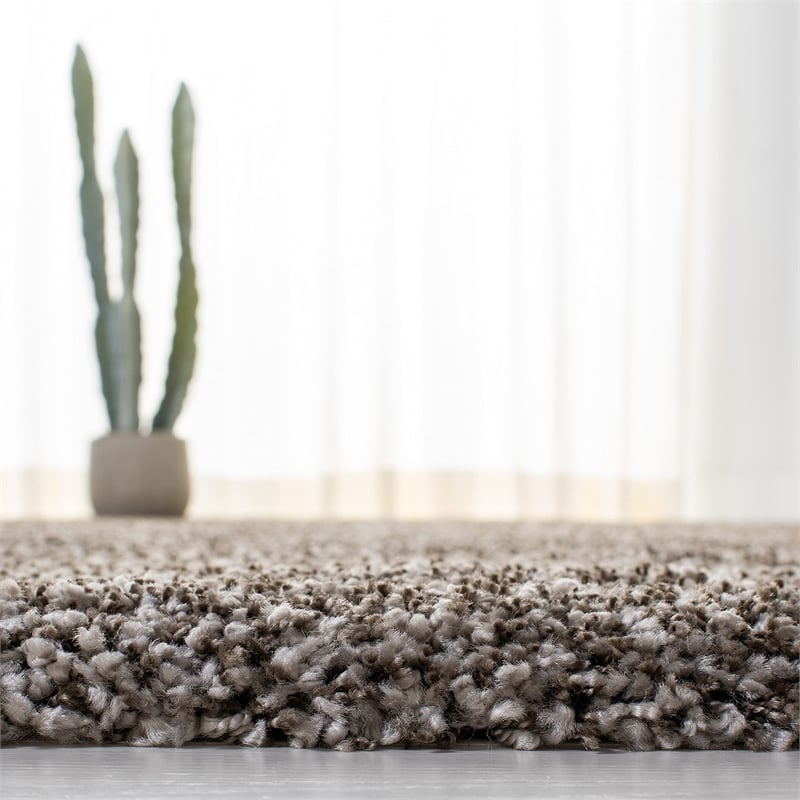 Hawthorne Collections Grey Shag Rug - 8' x 10'