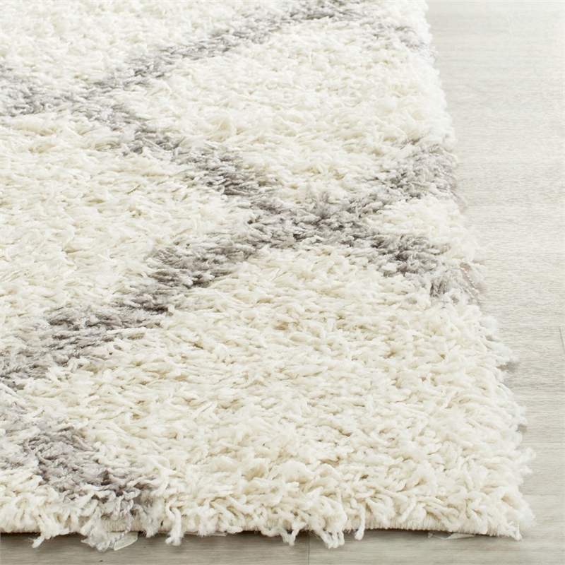 Hawthorne Collections Ivory Shag Rug - 8' x 10'