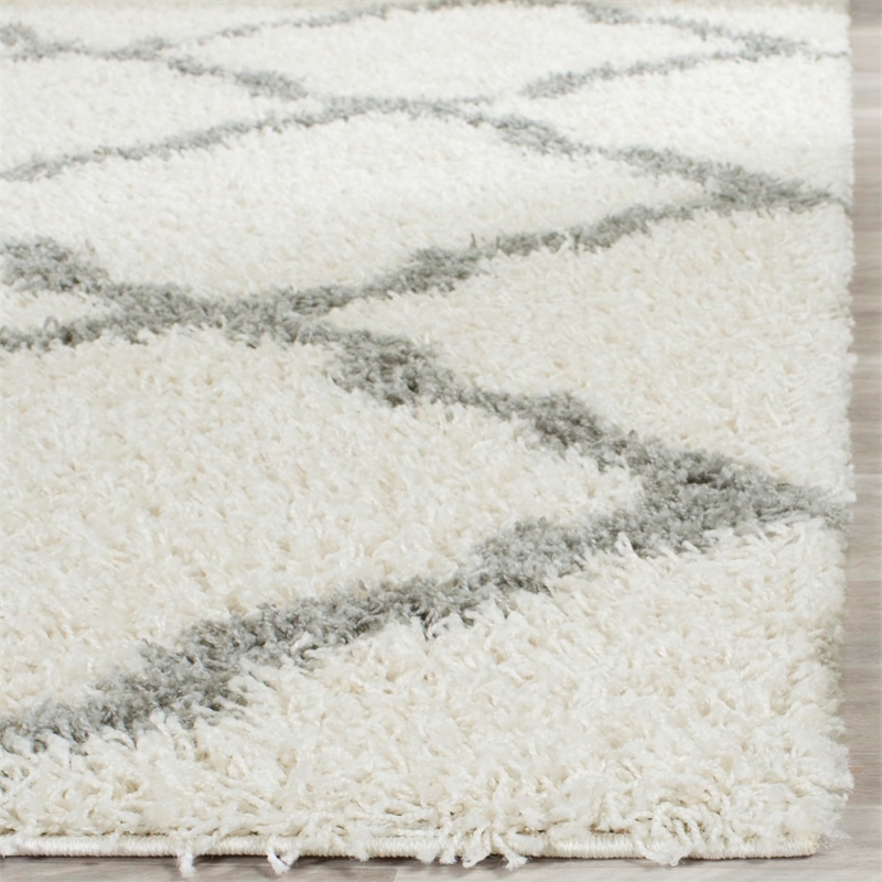 Hawthorne Collections Ivory Shag Rug - 8' x 10'