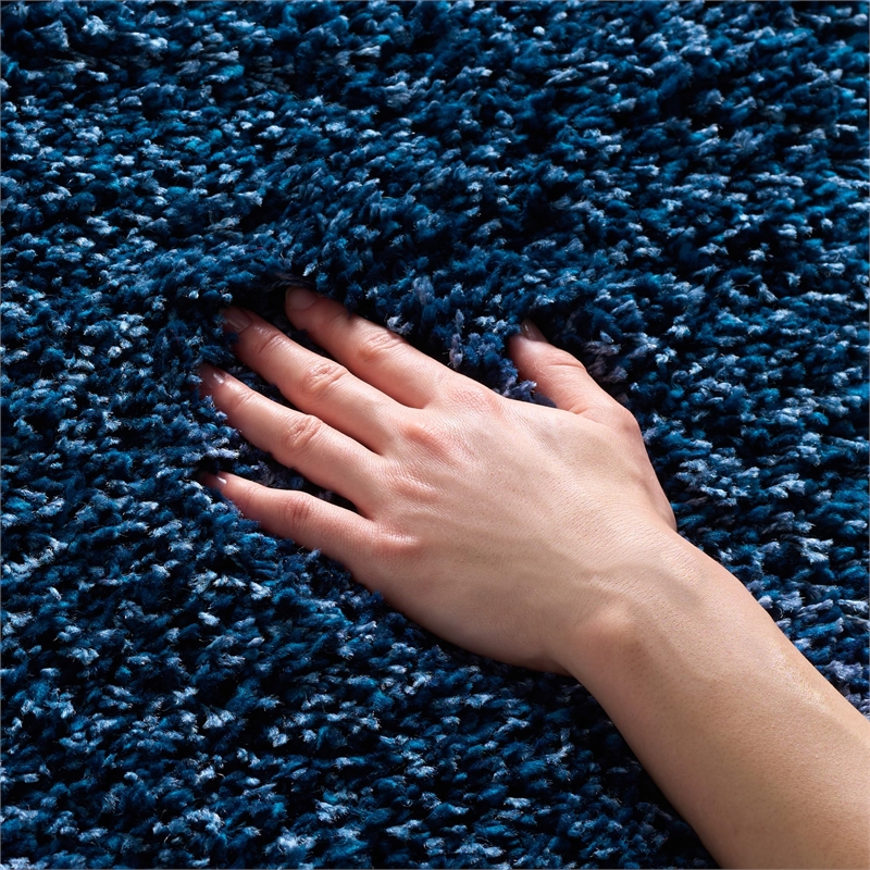 Hawthorne Collection Navy Shag Rug - Round 4'