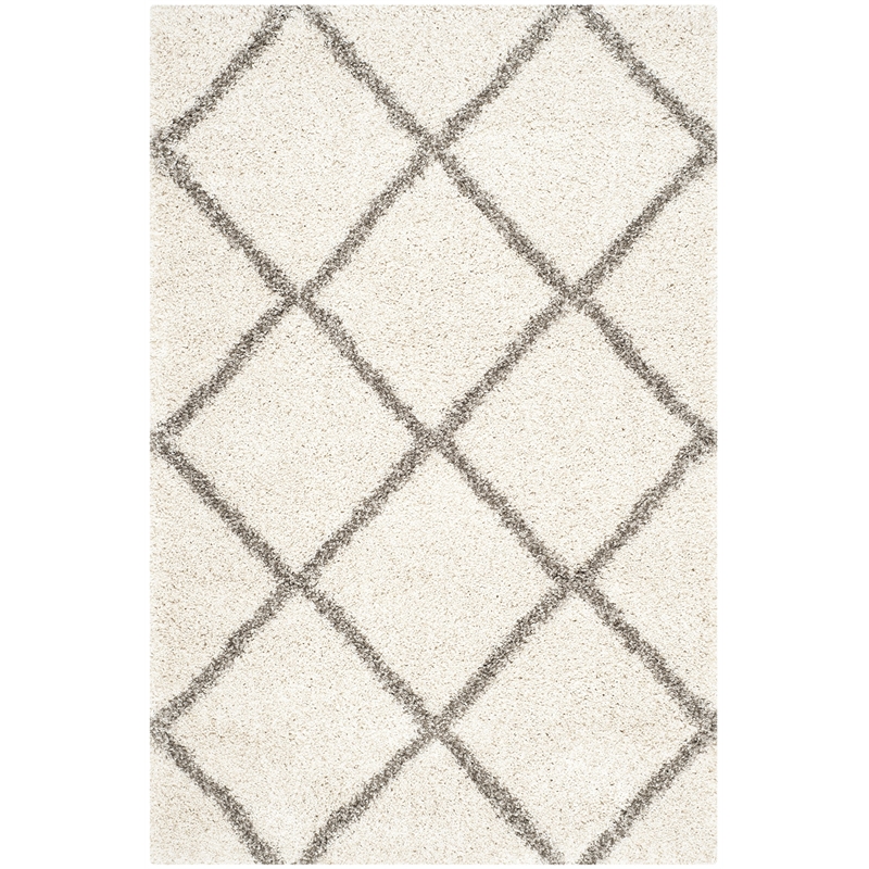 Hawthorne Collection Ivory Shag Rug - 4' x 6'