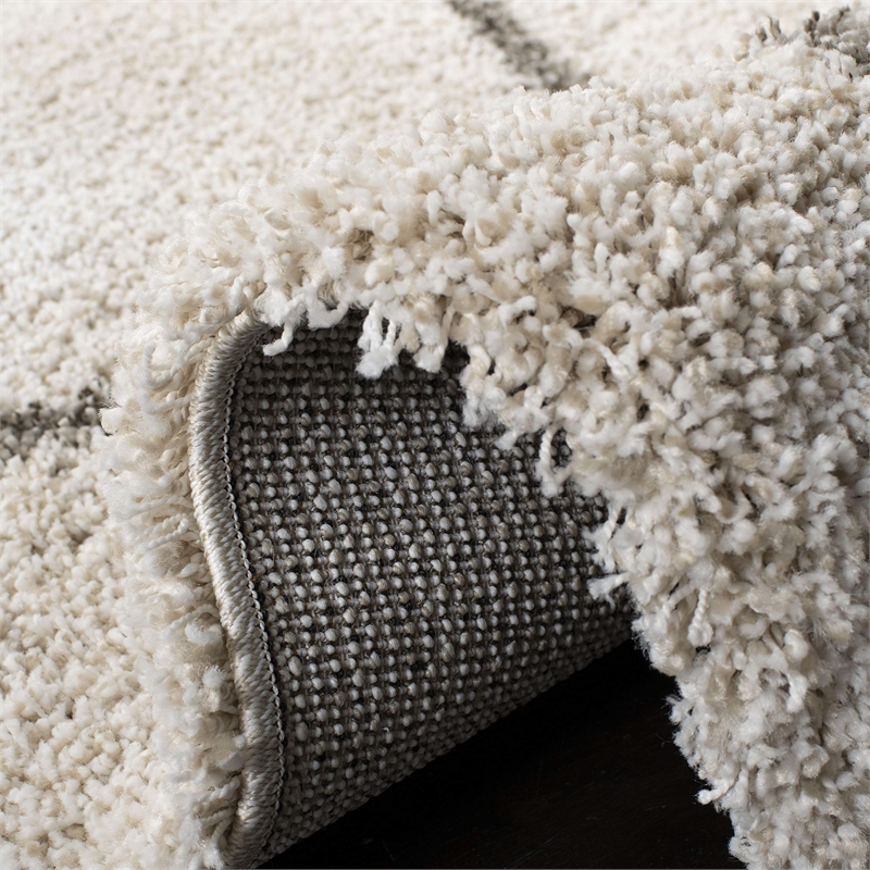 Hawthorne Collection Ivory Shag Rug - 4' x 6'
