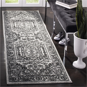 Hawthorne Collection 2'6&quot X 22' Power Loomed Rug in Silver and Black