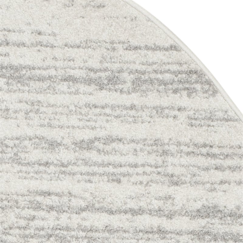 Hawthorne Collection 4' Round Power Loomed Rug