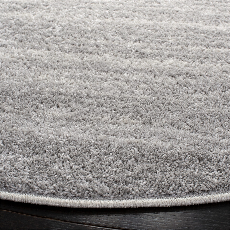 Hawthorne Collection 4' Round Power Loomed Rug
