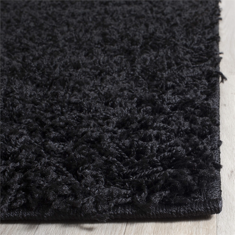 Hawthorne Collection 3' X 5' Power Loomed Polypropylene Rug in Black