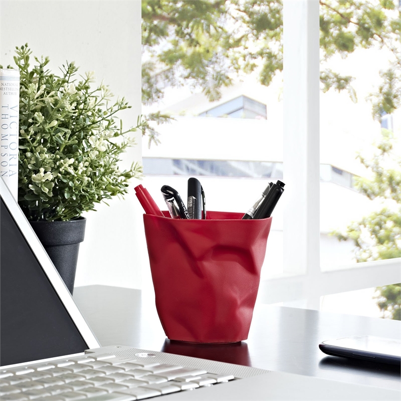 Hawthorne Collection Plastic Pencil Holder in Red