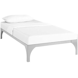 Hawthorne Collection Twin Platform Bed in Silver