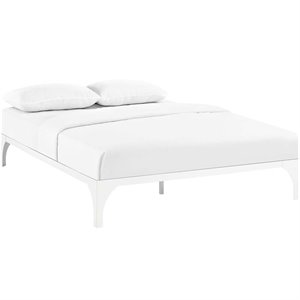 Hawthorne Collection Full Platform Bed in White