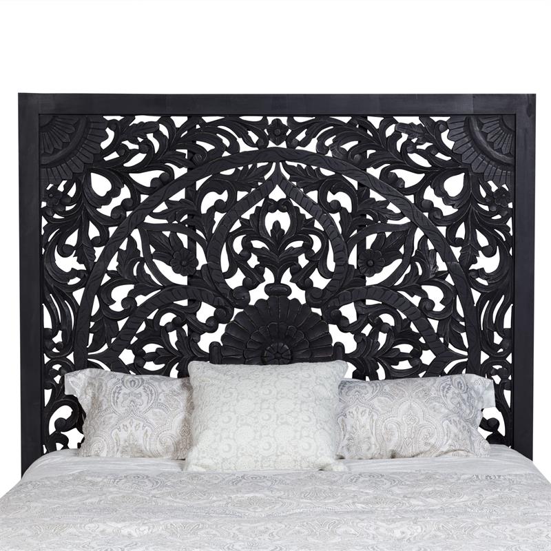 Hawthorne Collections Traditional Hand Carved Floral Wood Queen Bed in Black