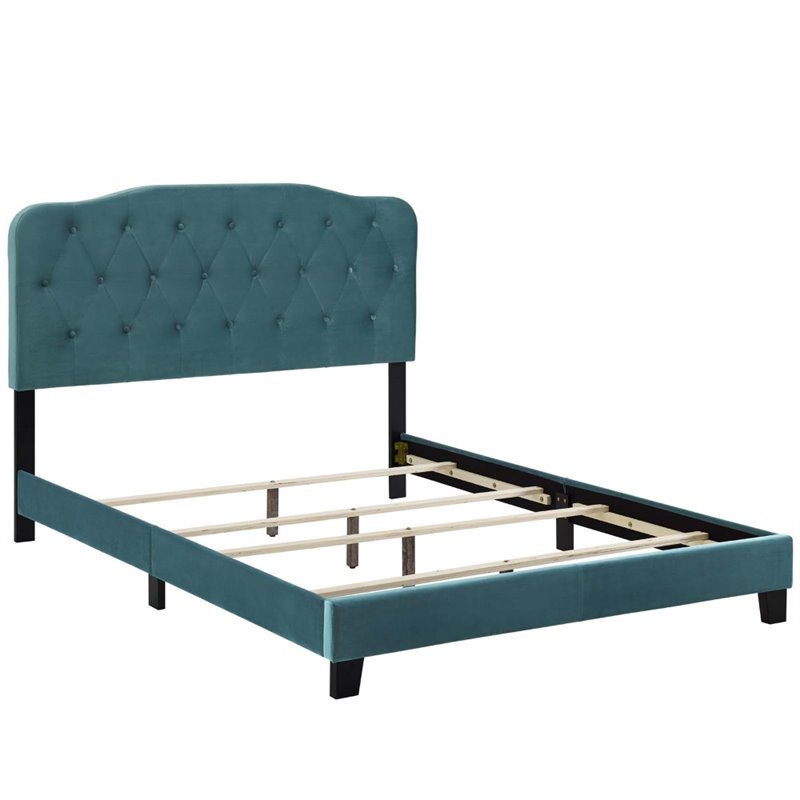 Hawthorne Collections Velvet Twin Bed in Sea Blue