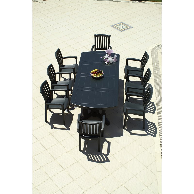 Hawthorne Collections Set of 5 Resin Patio Table and 4 Resin Chairs in Green