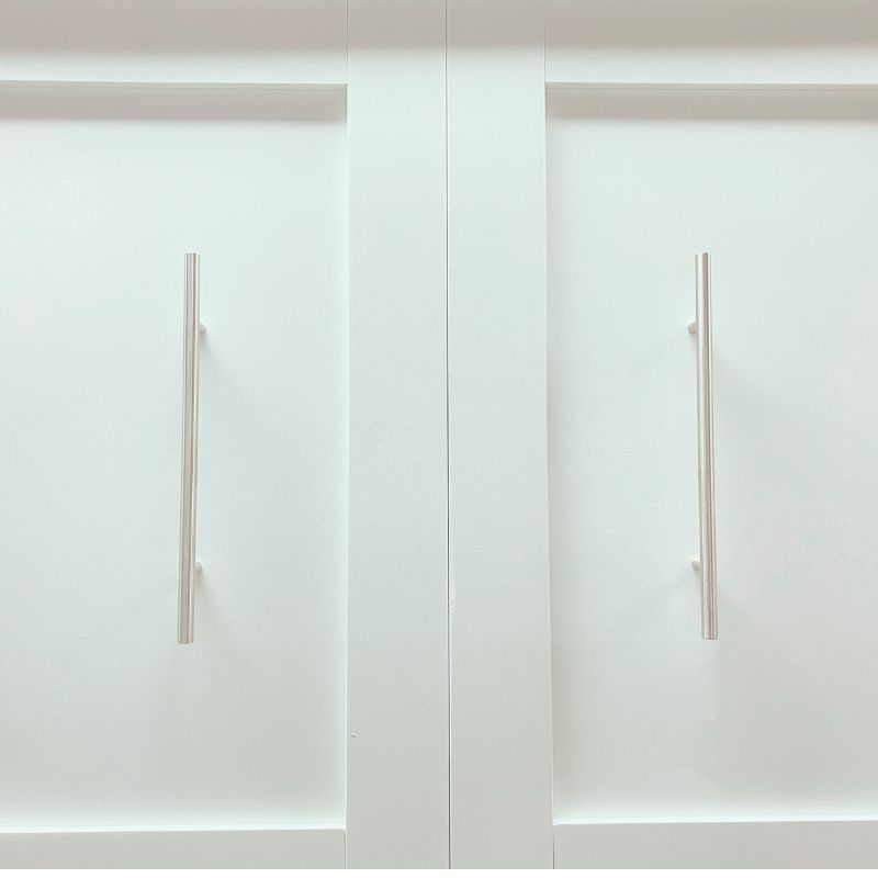 Hawthorne Collections Modern Queen Murphy Bed 65-inch Space-Saving in White