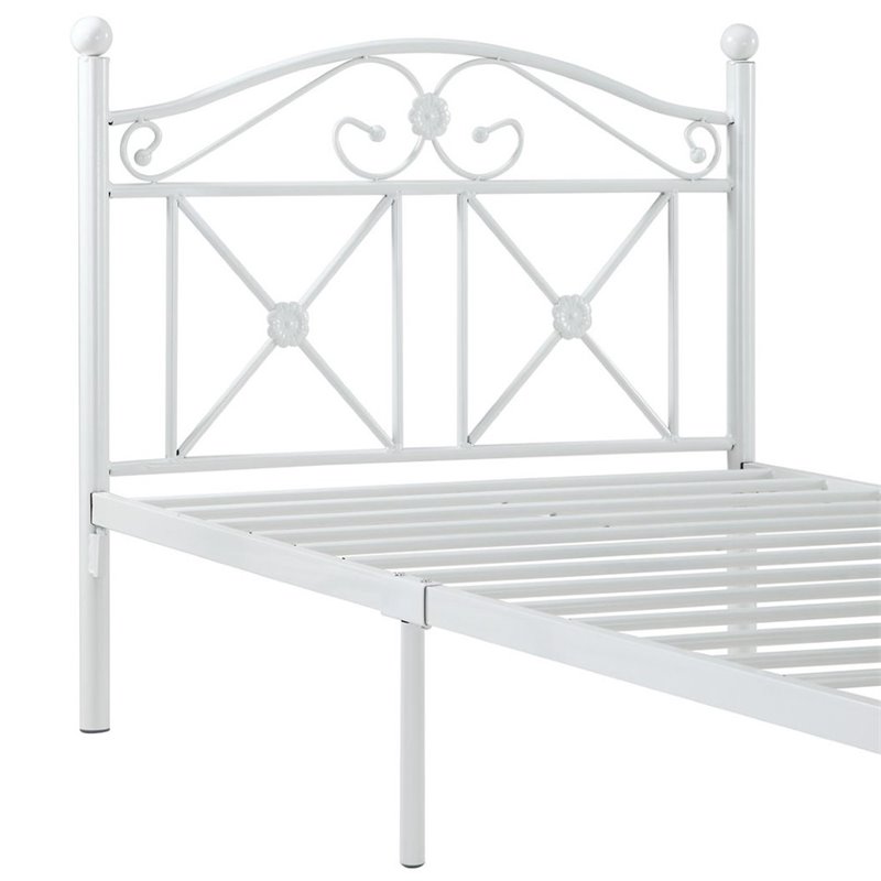 Farmhouse Metal Twin Bed with Lattice Work Header in White