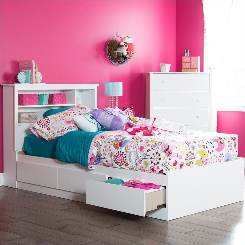 Contemporary Twin Mates Bed with 3 Drawers in Pure White
