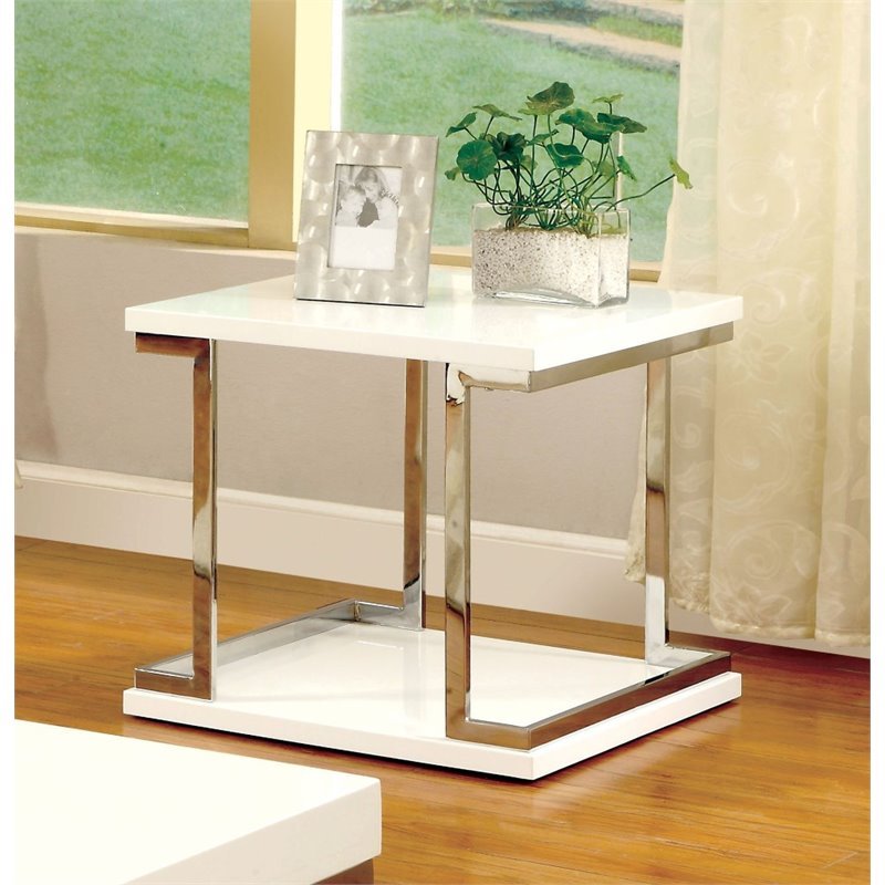 Home Square Wood Square End Table in White (Set of 2)